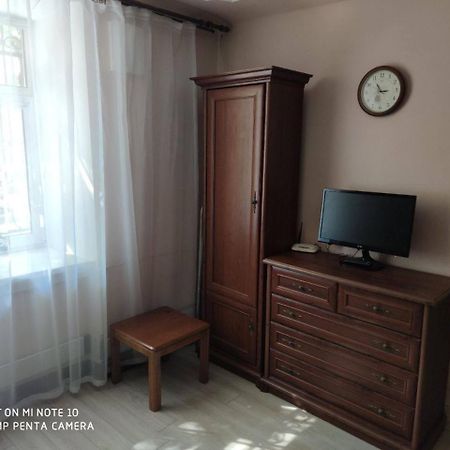 Квартира У Львові Біля Залізничного Вокзалу На Вулиці Марка Вовчка 8 Bagian luar foto
